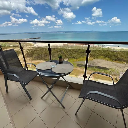 Infinity Sea View Deluxe Pomorie